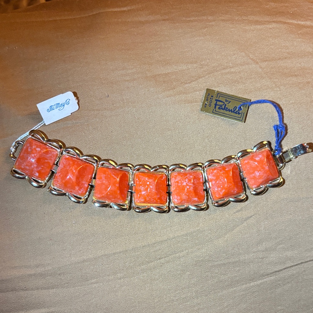Vintage 1960s Orange Thermoset Gold-Tone Link Bracelet.